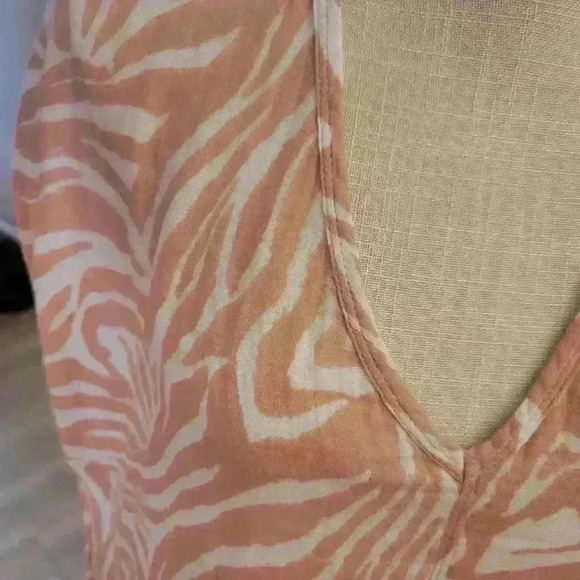 Michael Stars Louie Gauze Dress - Picture 5 of 7